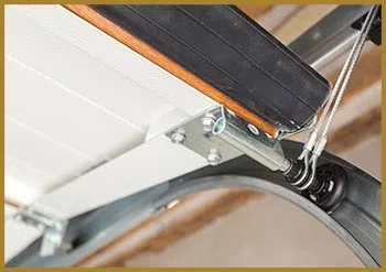 United Garage Door Repair Lannon, WI 262-292-1014 - serv-spr-gr-47m